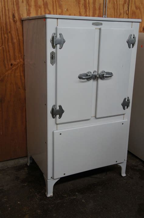 old ice box refrigerators 1930s